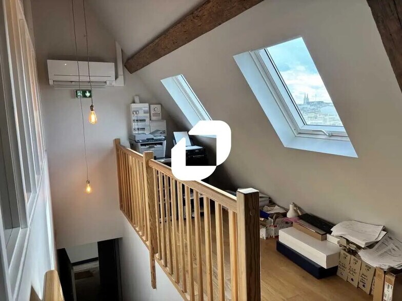 Bureau dans Bordeaux à louer - Photo intérieure - Image 2 de 6