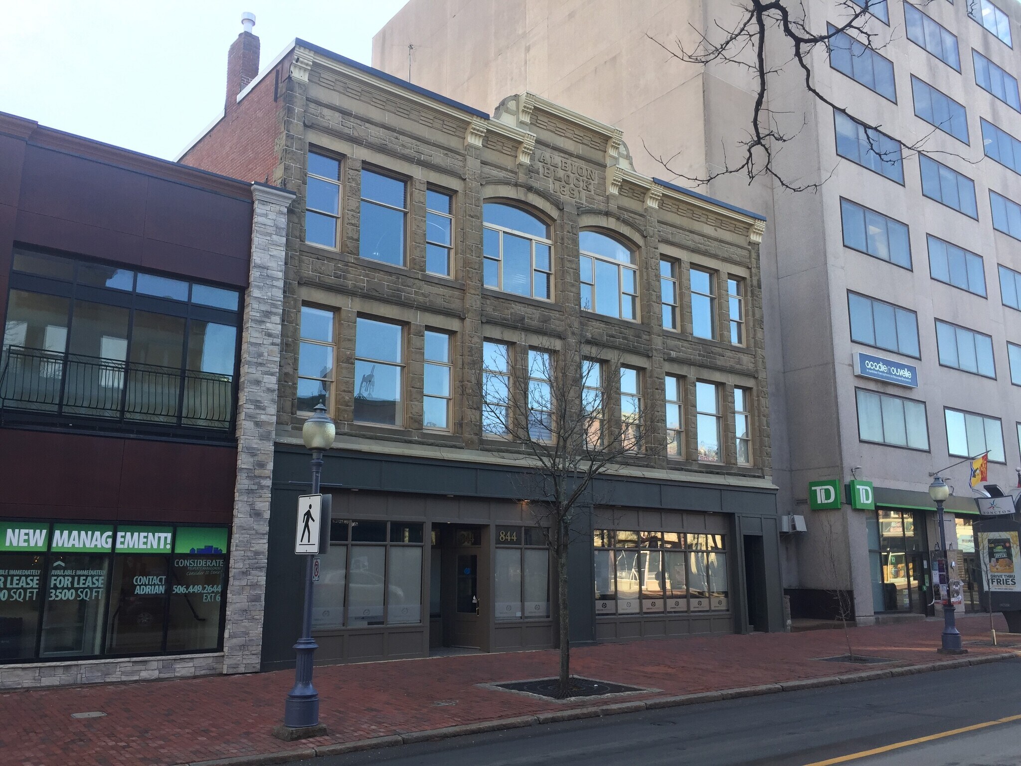 844 Main St, Moncton, NB for sale Primary Photo- Image 1 of 1