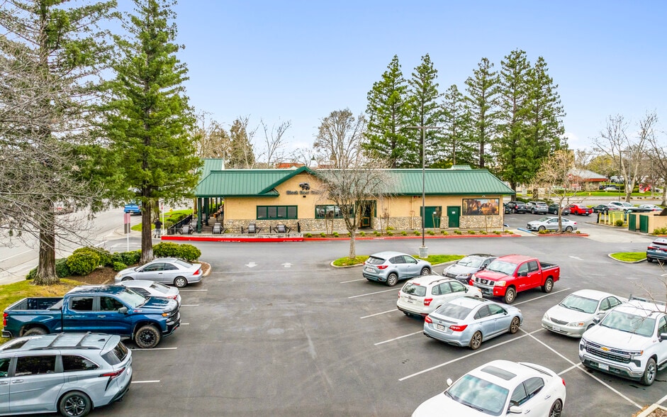 1990 E 20th St, Chico, CA for sale - Building Photo - Image 2 of 4