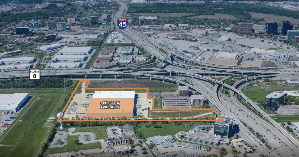 11945 North Fwy, Houston, TX à louer - Photo du bâtiment - Image 1 de 10