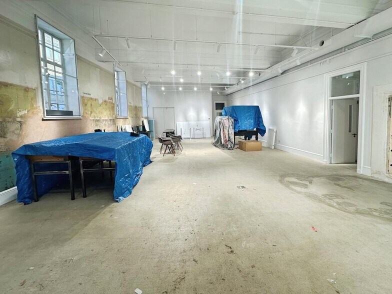 23-29 Paragon Rd, Londres à louer - Photo du bâtiment - Image 3 de 27