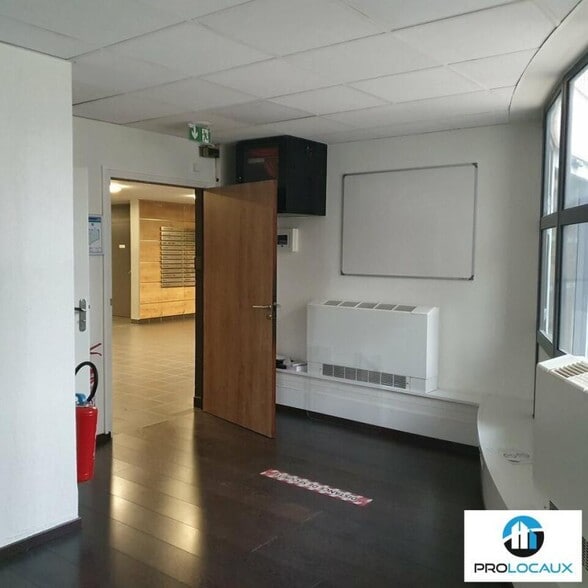 Bureau dans Grenoble à louer - Photo intérieure - Image 3 de 5