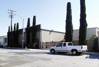 More details for 1422 W Gaylord St, Long Beach, CA - Industrial for Sale