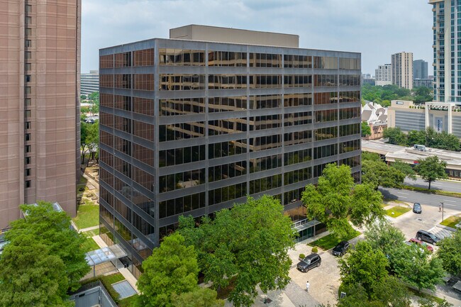 Plus de détails pour 5333 Westheimer Rd, Houston, TX - Commerce de détail à louer