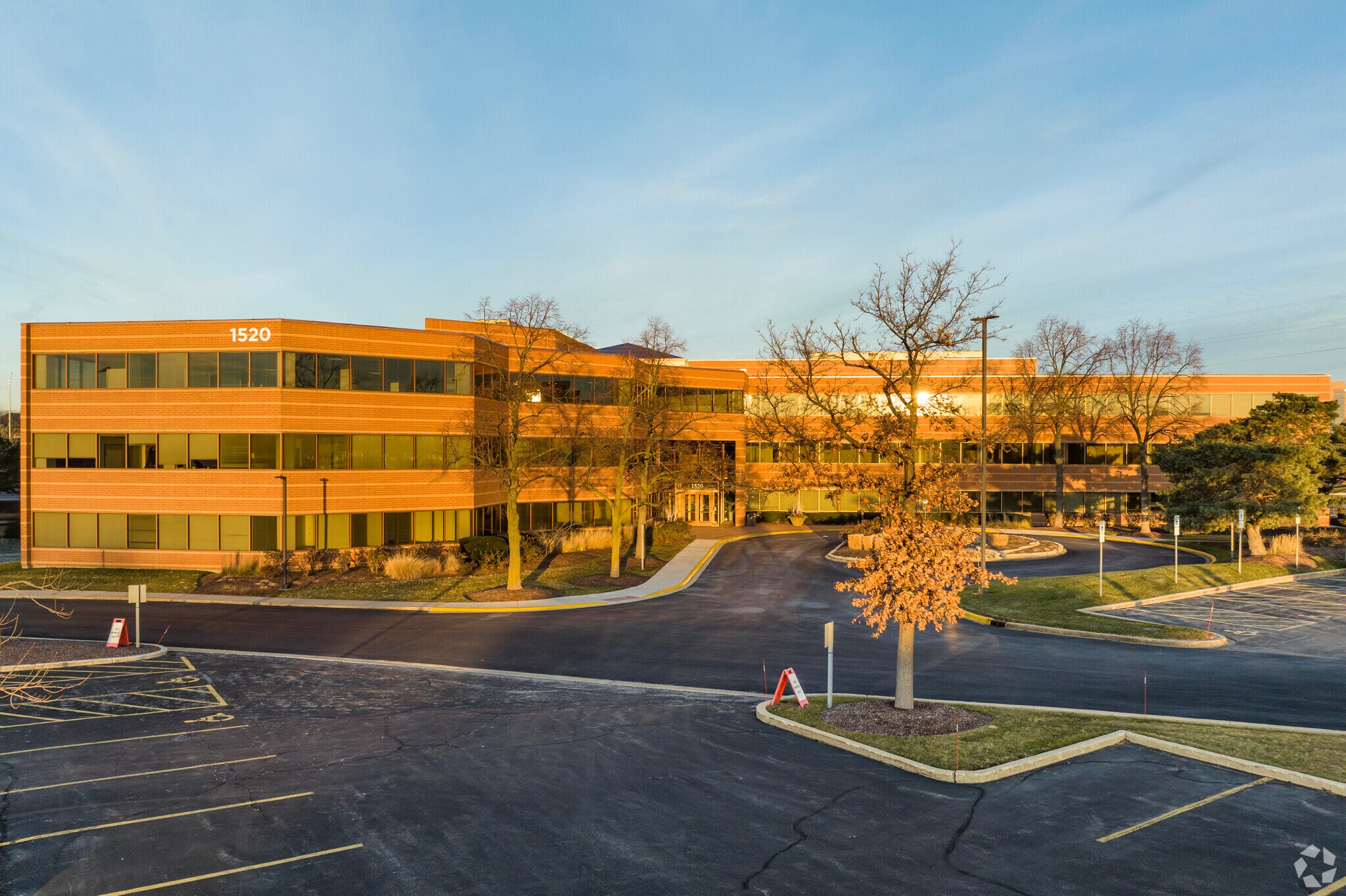 1520 Kensington Rd, Oak Brook, IL à louer Photo du bâtiment- Image 1 de 9