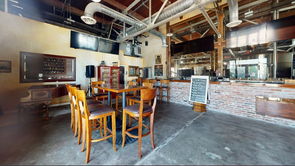 1220-1500 Elizabeth Ave, West Palm Beach, FL for lease - Building Photo - Image 3 of 11