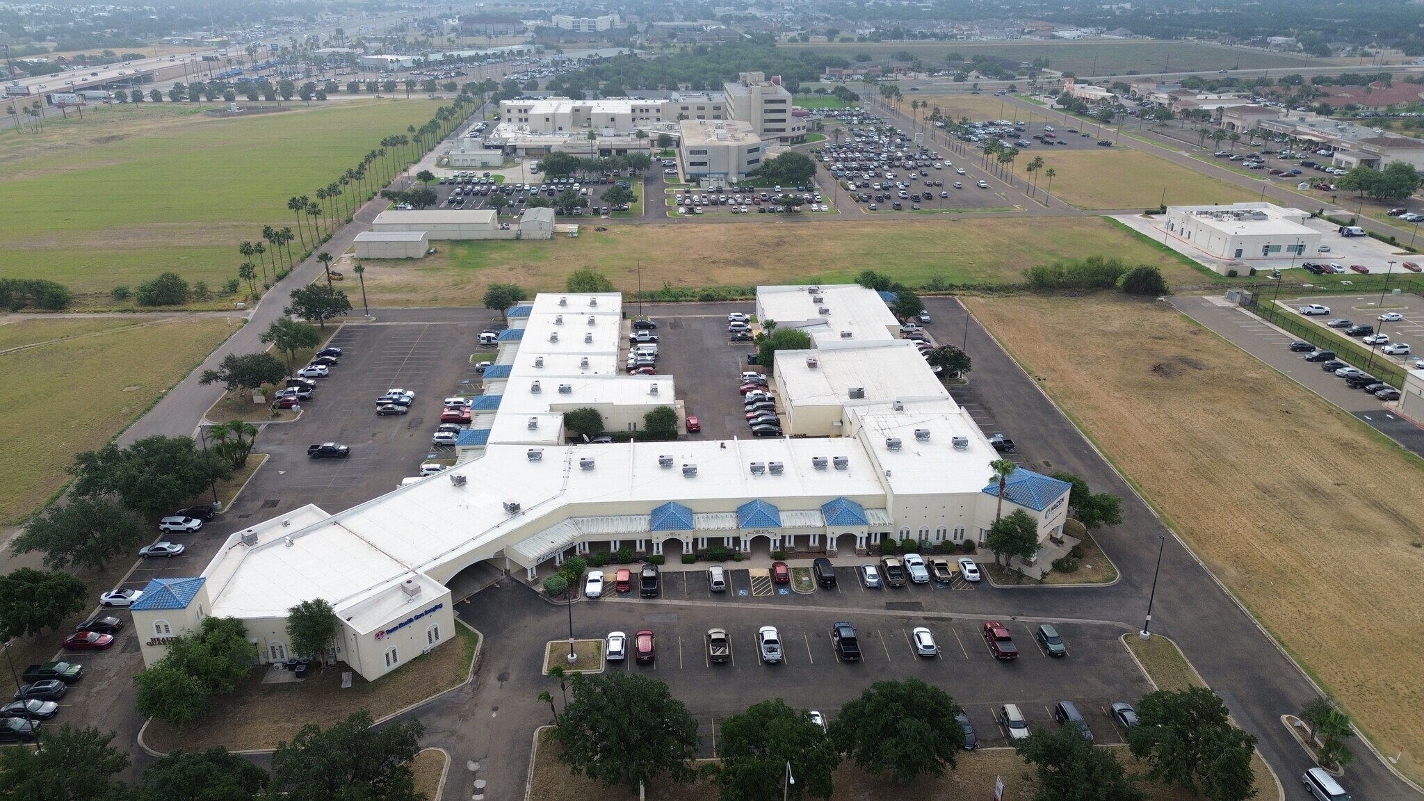 909 Business Park Dr, Mission, TX à louer Photo du bâtiment- Image 1 de 19