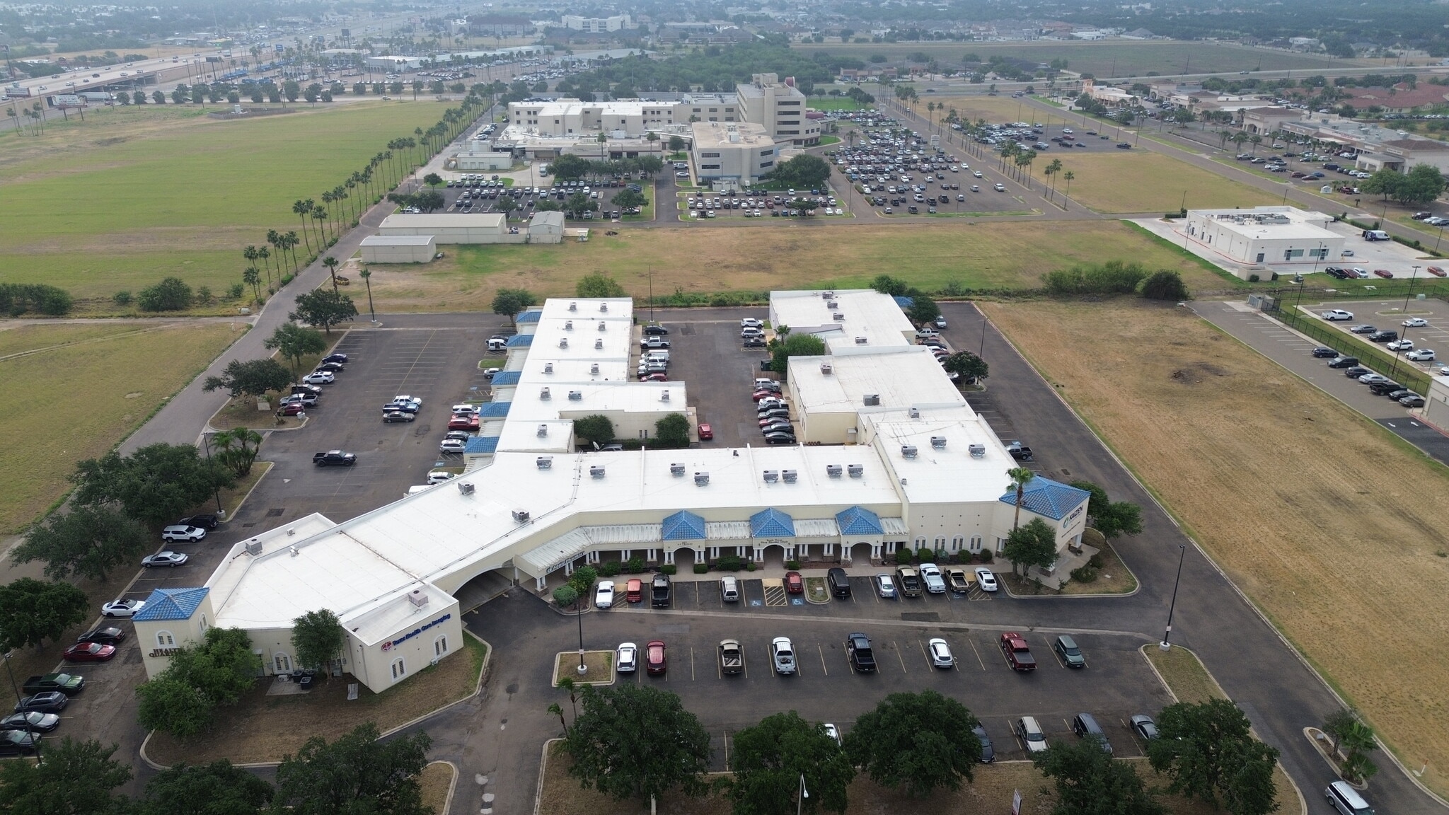 909 Business Park Dr, Mission, TX for lease Primary Photo- Image 1 of 7