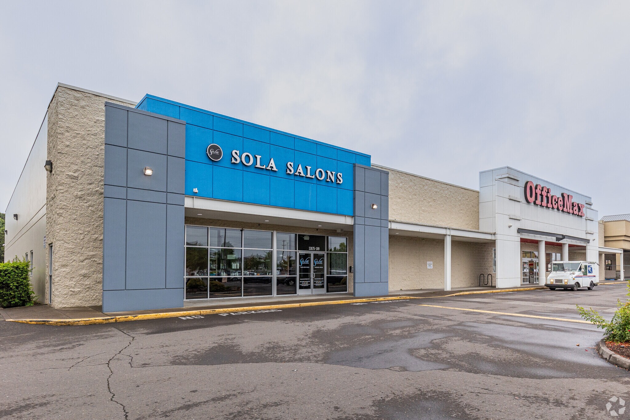 13875 SE Mill Plain Blvd, Vancouver, WA à louer Photo principale- Image 1 de 5