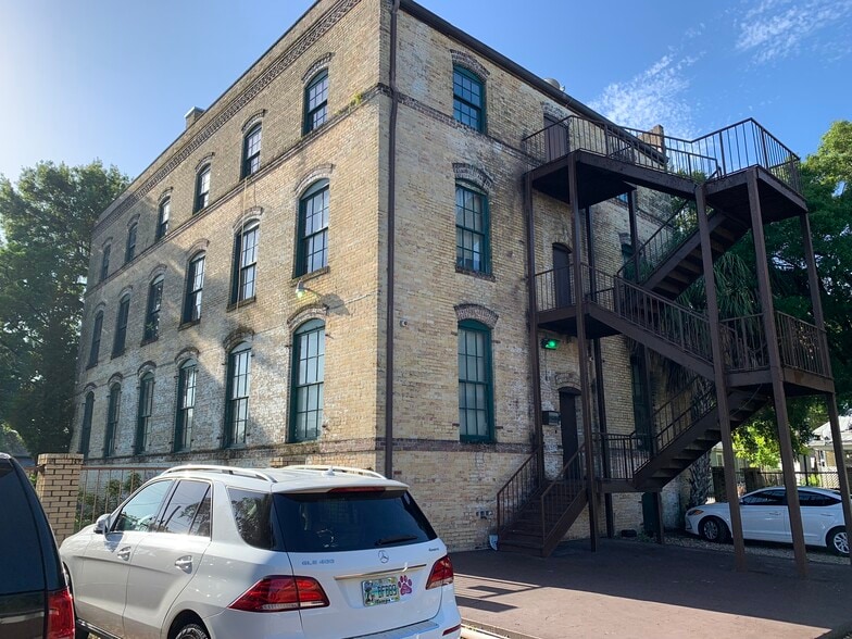 2802 N Howard Ave, Tampa, FL à louer - Photo du bâtiment - Image 1 de 3