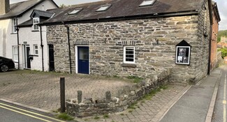 Plus de détails pour West St, Rhayader - Commerce de détail à louer