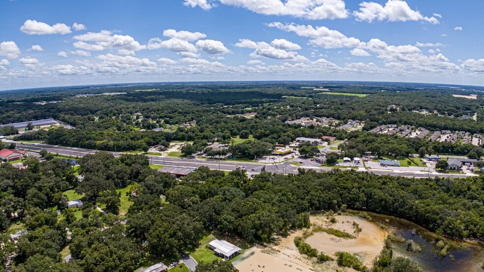 353 S Highway 27/441, Lady Lake, FL for sale - Building Photo - Image 3 of 16
