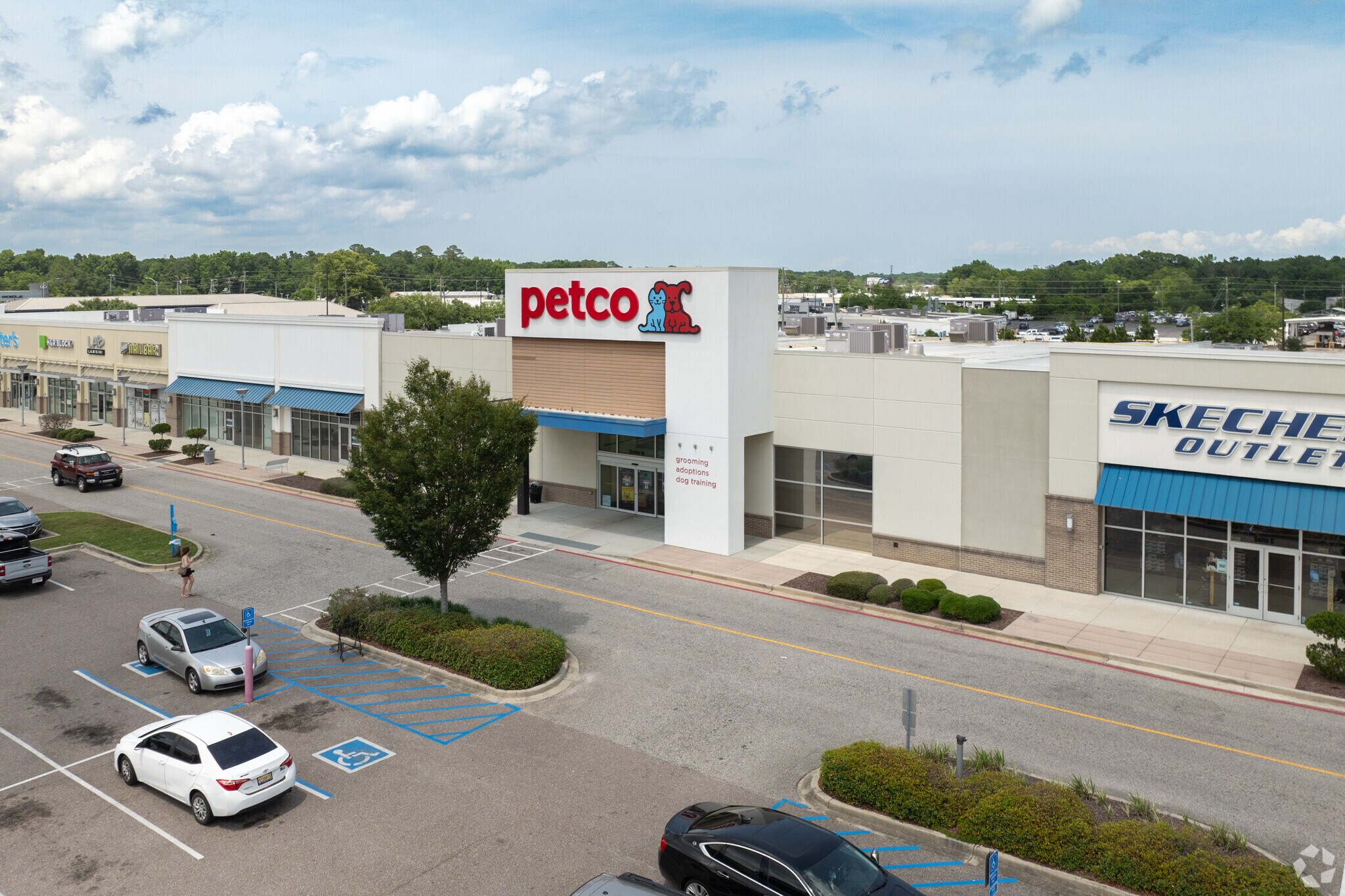 1250 Satchel Paige Dr, Mobile, AL for lease Primary Photo- Image 1 of 4