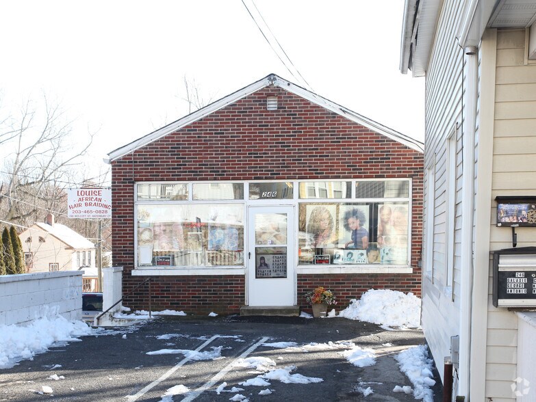 246 Wolcott St, Waterbury, CT à vendre - Photo du bâtiment - Image 2 de 2