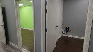 18356-18388 Clark St, Tarzana, CA for lease - Commercial Listing Video