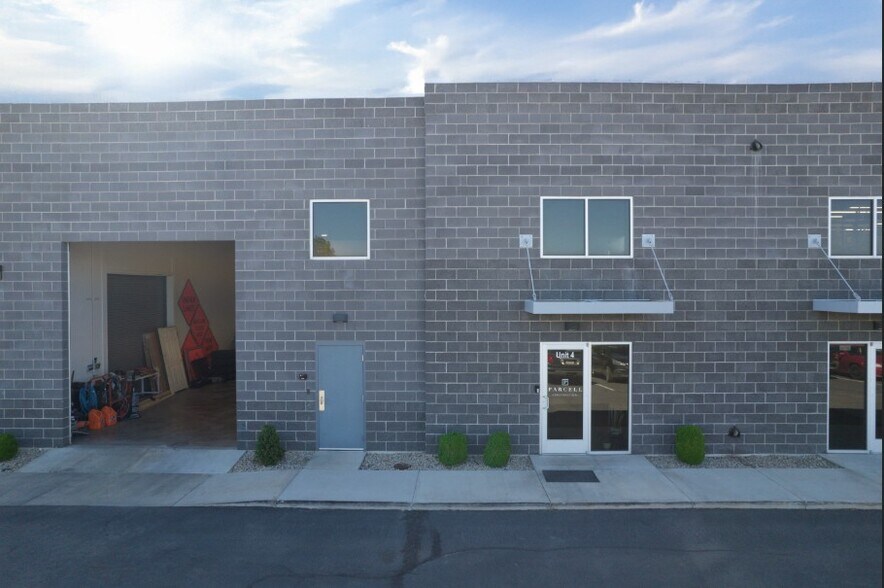 824 S Auto Mall Dr, American Fork, UT à louer - Photo du bâtiment - Image 2 de 13