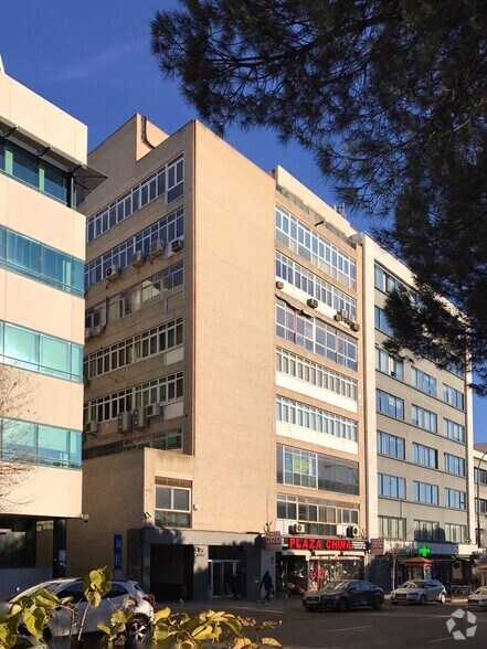 Calle Hermanos García Noblejas, 39, Madrid, Madrid for sale - Building Photo - Image 3 of 4