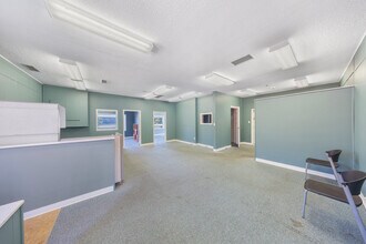 2109 London Line, Sarnia, ON à louer Photo intérieure- Image 2 de 9