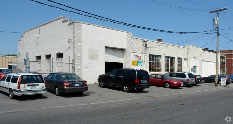 215 Park Ave, Syracuse, NY à louer - Photo du bâtiment - Image 2 de 3