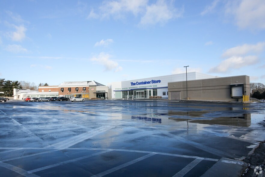 2101 Richmond Rd, Beachwood, OH à louer - Photo du bâtiment - Image 3 de 8