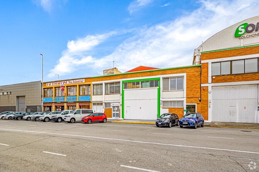 Industrial in L'Hospitalet de Llobregat, Barcelona for lease - Building Photo - Image 2 of 2