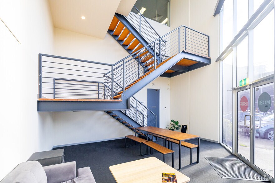 51-59 Fennell St, Port Melbourne à vendre - Hall d’entrée - Image 3 de 5