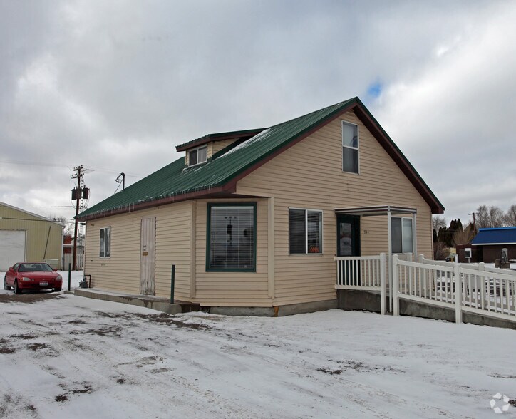 744 Overland Ave, Burley, ID à vendre - Photo du bâtiment - Image 1 de 7