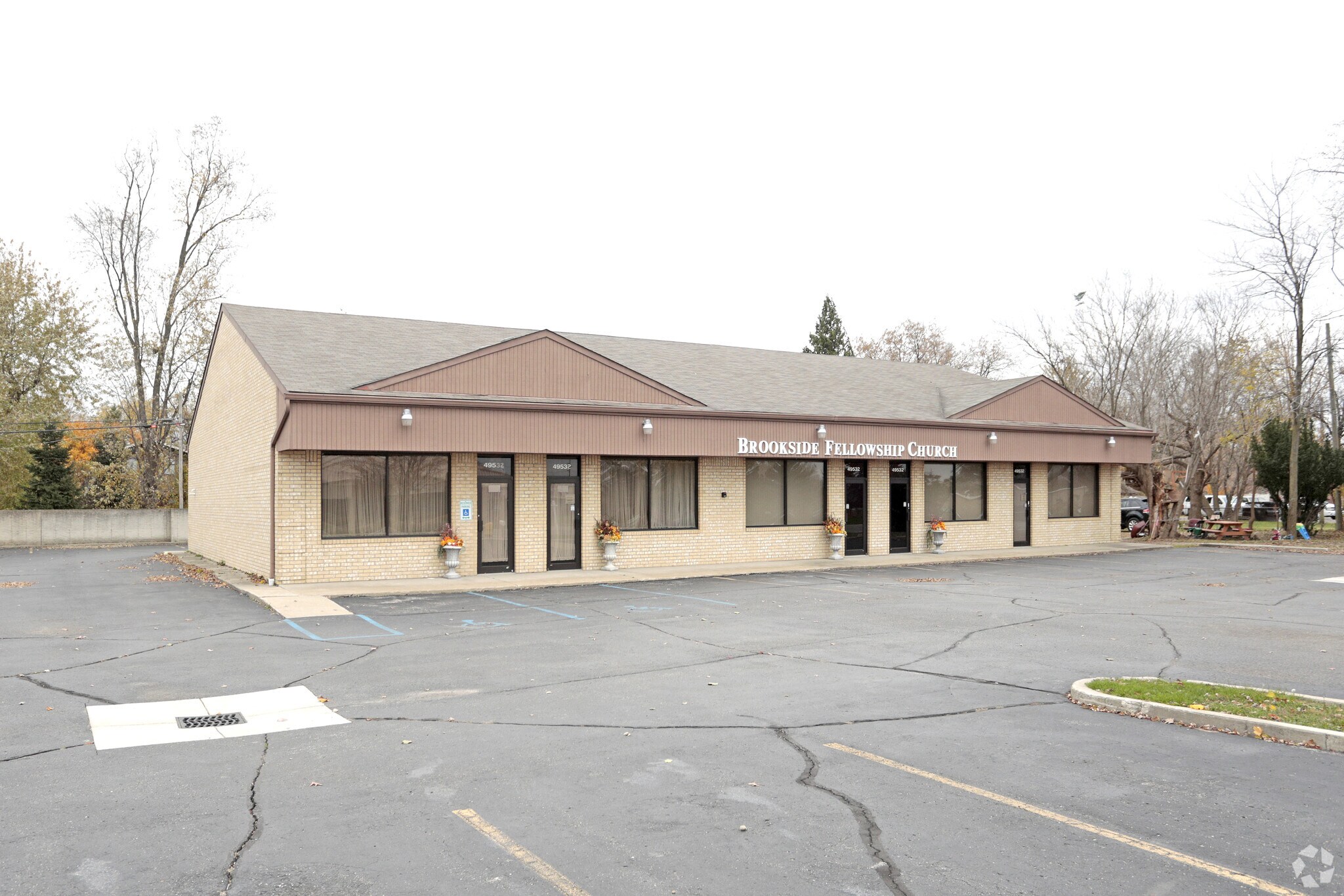 49532-49540 Gratiot Ave, Chesterfield, MI à louer Photo du bâtiment- Image 1 de 20