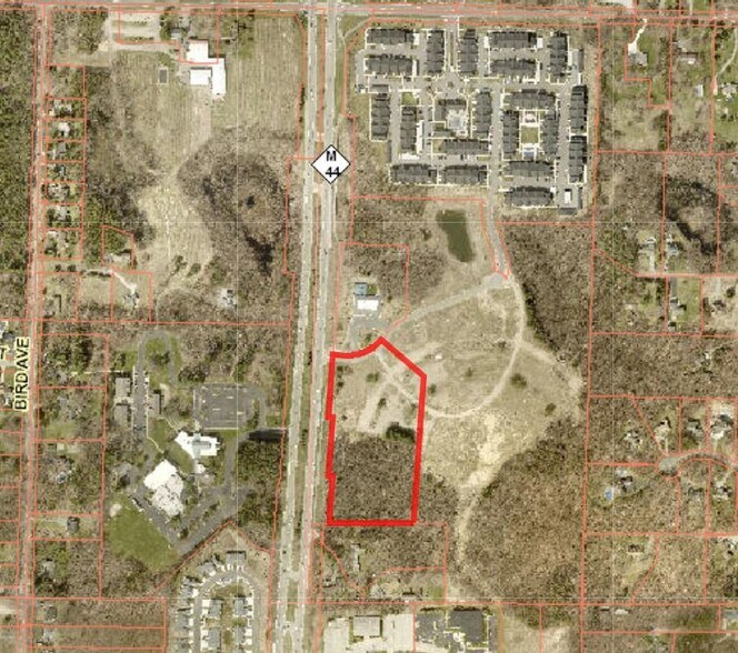 3368 E Beltline, Grand Rapids, MI à vendre - Photo du bâtiment - Image 2 de 2