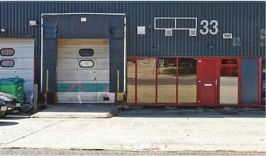 Edison Rd, Aylesbury for lease Building Photo- Image 1 of 5