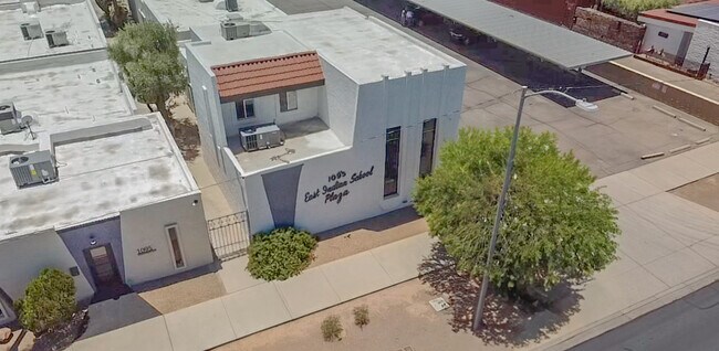 Plus de détails pour 1095 E Indian School Rd, Phoenix, AZ - Bureau à vendre
