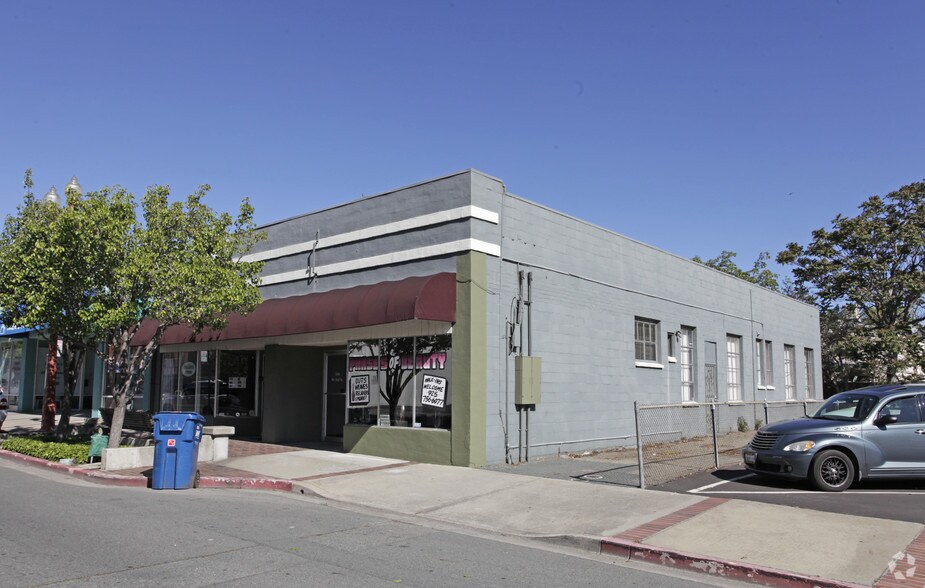 508-510 W 3rd St, Antioch, CA for sale - Primary Photo - Image 1 of 2