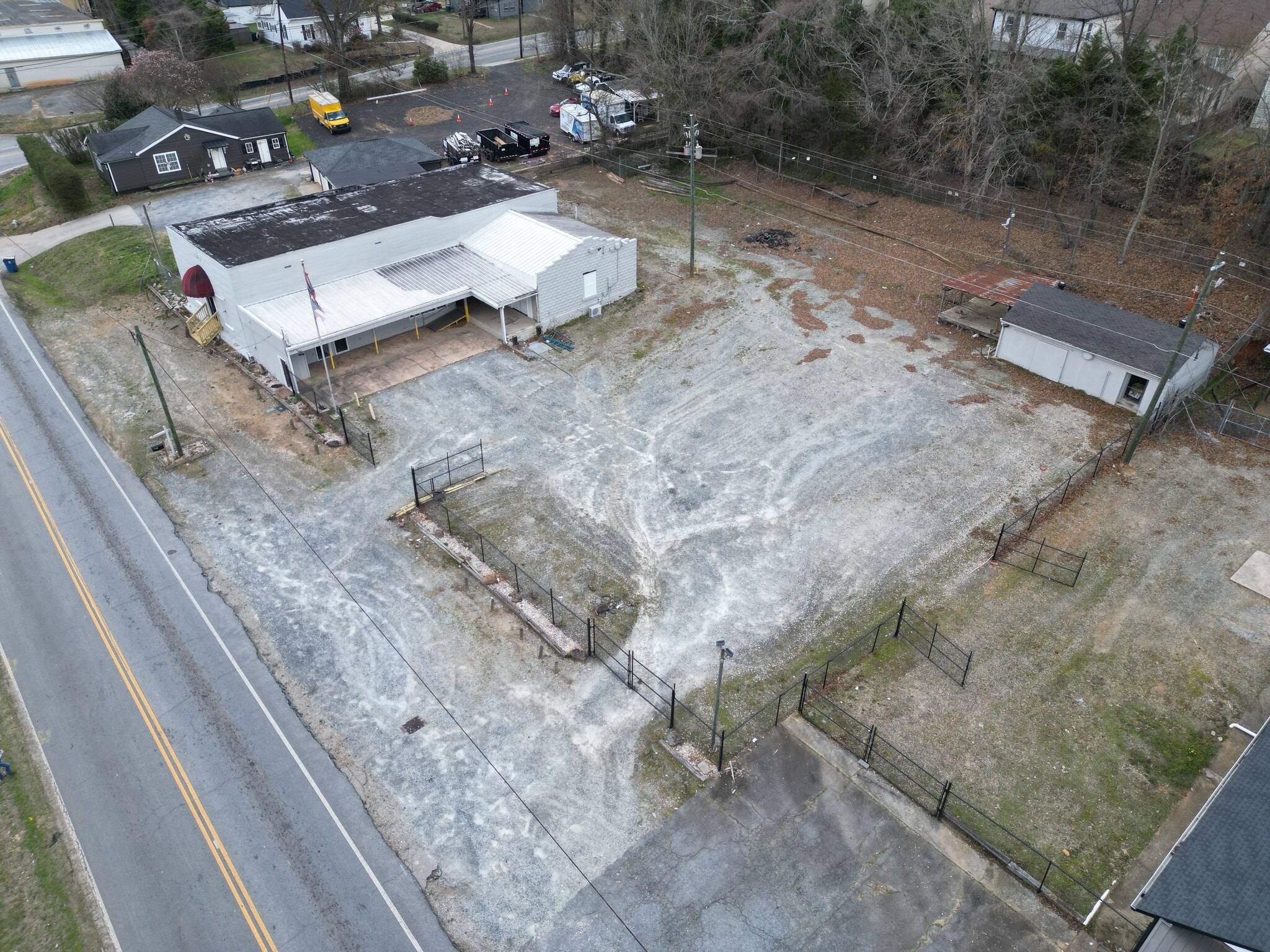 2735 Huff Dr, Lawrenceville, GA for lease Primary Photo- Image 1 of 43