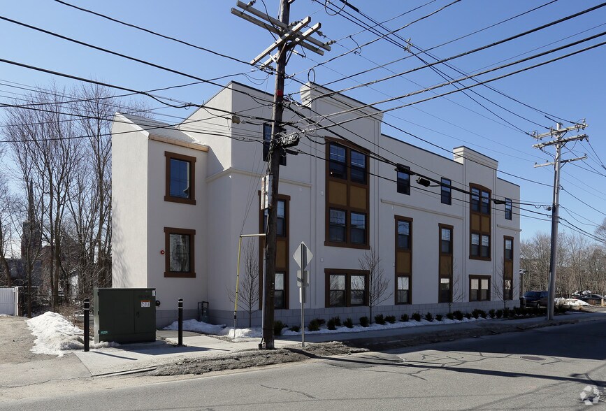 57 North Ave, Natick, MA à vendre - Photo du bâtiment - Image 2 de 4