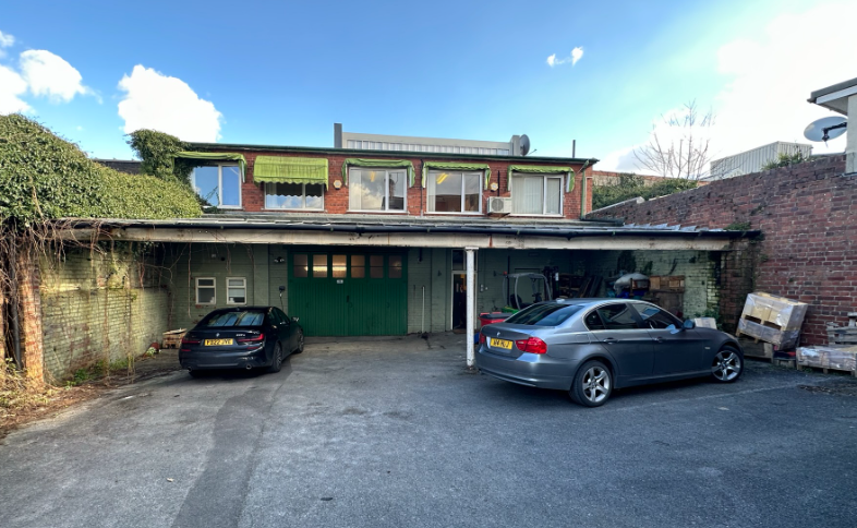 1 Cowlishaw Rd, Sheffield for lease - Primary Photo - Image 1 of 3