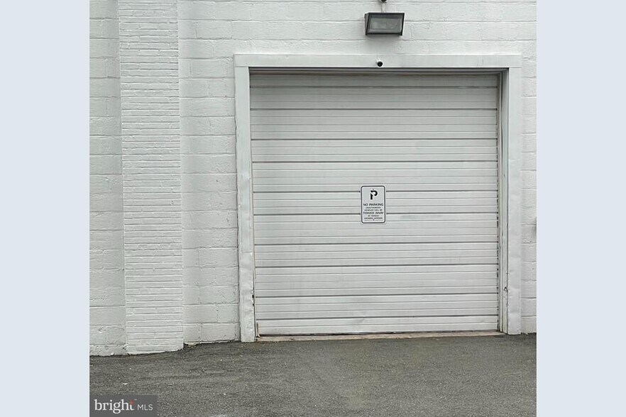 718 Rennie St, Hamilton, NJ à vendre - Photo du bâtiment - Image 3 de 7