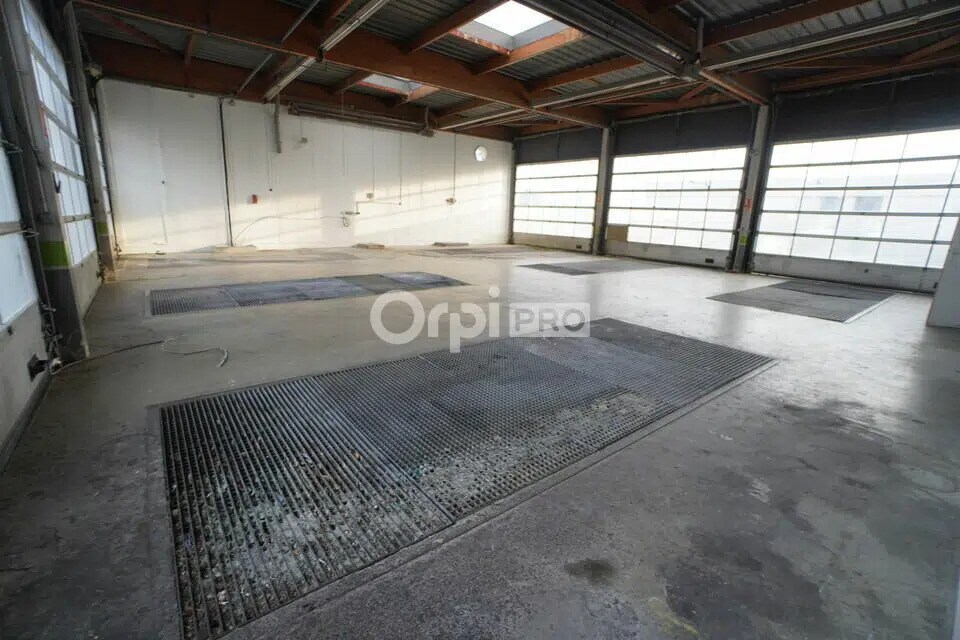 Flex in Marsannay-la-Côte for lease Interior Photo- Image 1 of 4