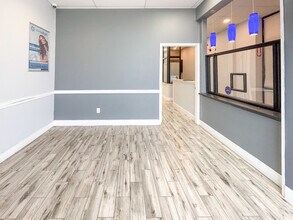 404-420 E FM 351, Beeville, TX for lease Interior Photo- Image 1 of 19