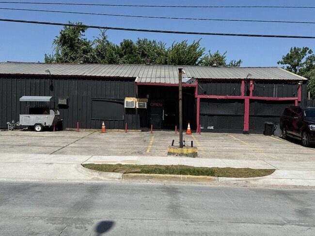 More details for 8930 Scott St, Houston, TX - Industrial for Sale