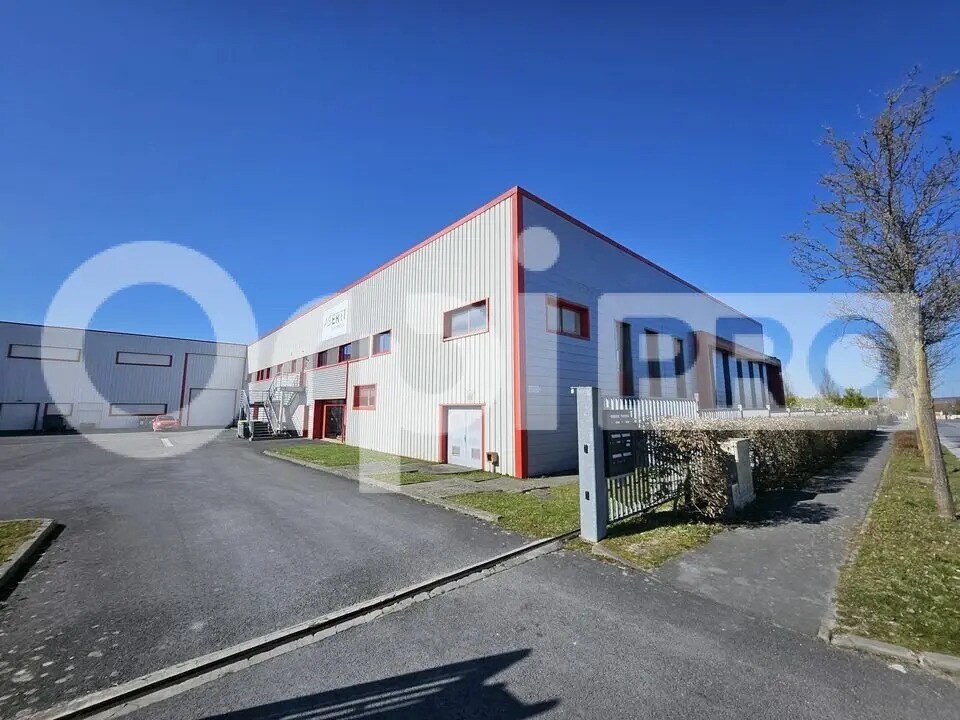 Flex in Reims for lease Building Photo- Image 1 of 13