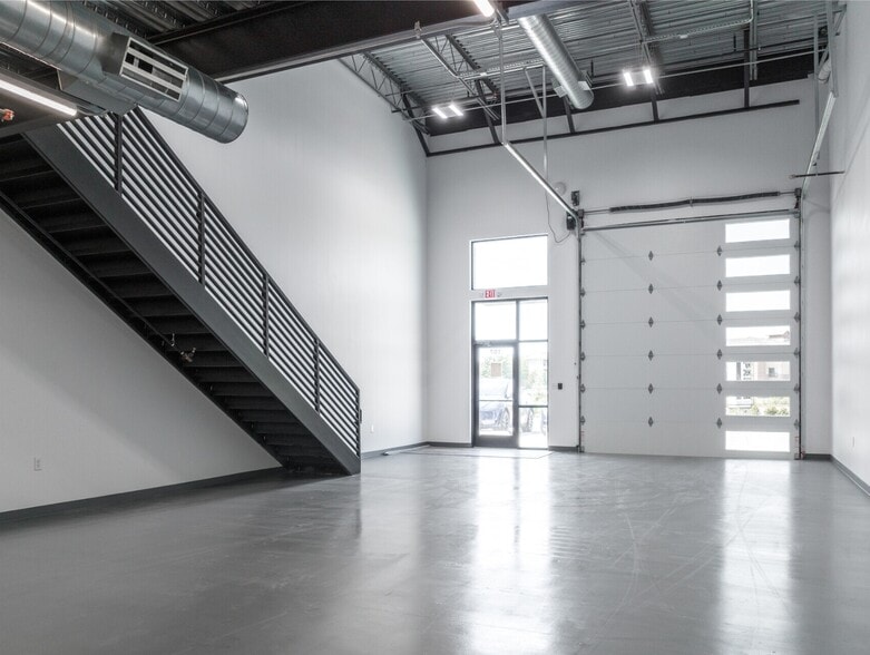 2601 TX-121, Lewisville, TX à vendre - Photo intérieure - Image 3 de 10