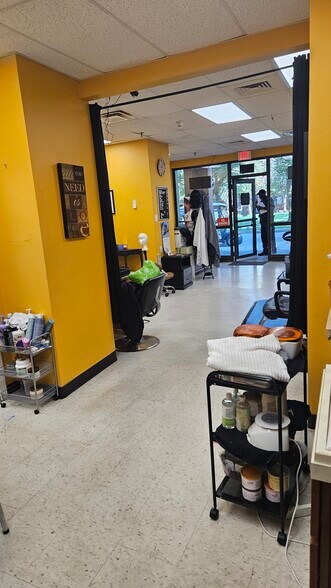 21 Harbor Point Blvd, Dorchester, MA à louer - Photo intérieure - Image 3 de 7