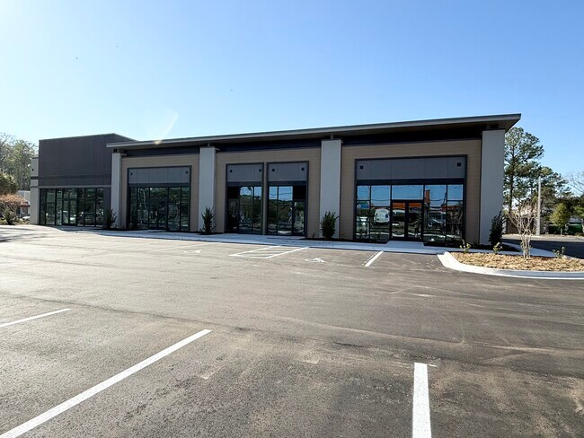More details for 8730 Baymeadows Rd, Jacksonville, FL - Retail for Lease