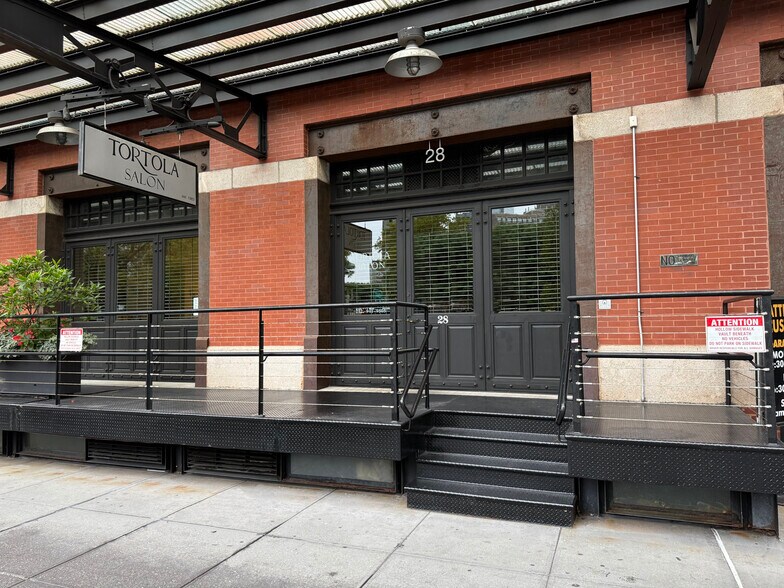 28 N Ericsson Pl, New York, NY à vendre - Photo du bâtiment - Image 1 de 9