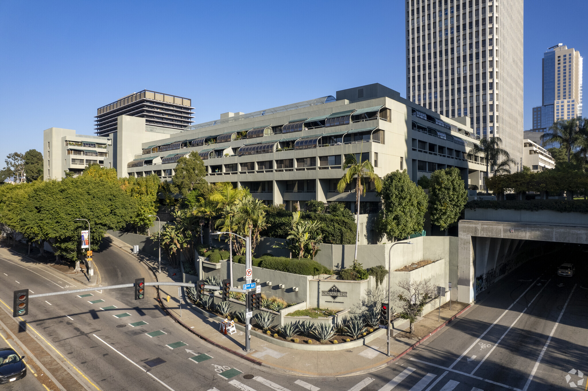 880 W 1st St, Los Angeles, CA à vendre Photo principale- Image 1 de 4