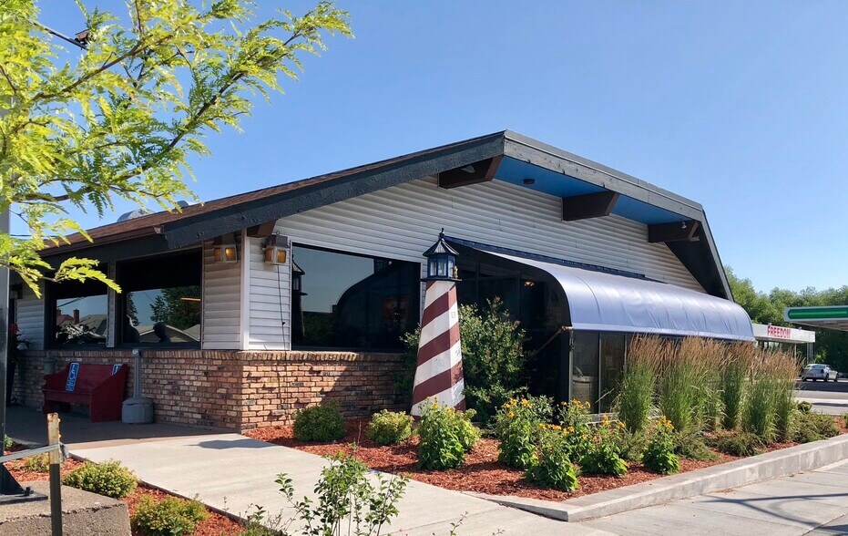 403 Belknap St, Superior, WI for sale - Building Photo - Image 2 of 15