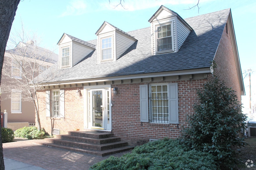 1407 Calhoun St, Columbia, SC à louer - Photo du bâtiment - Image 2 de 14