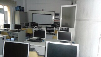 Plus de détails pour Bureau à vendre