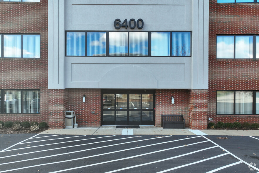 6400 Brooktree Ct, Wexford, PA for lease - Building Photo - Image 2 of 9