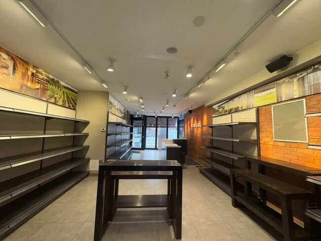 More details for 139 Roncesvalles Ave, Toronto, ON - Retail for Lease
